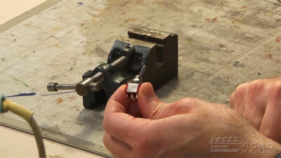 Thin Branch Series: Wire a power reversing switch