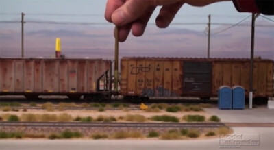 Demonstration of Sergent HO scale operating couplers