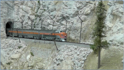 Video: HO scale Western Pacific RR