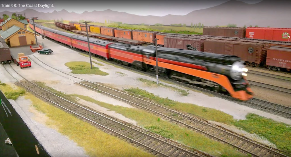 Model of Daylight locomotive