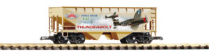 PIKO America large scale Vintage Warbirds P-47 Thunderbolt two-bay offset-side hopper