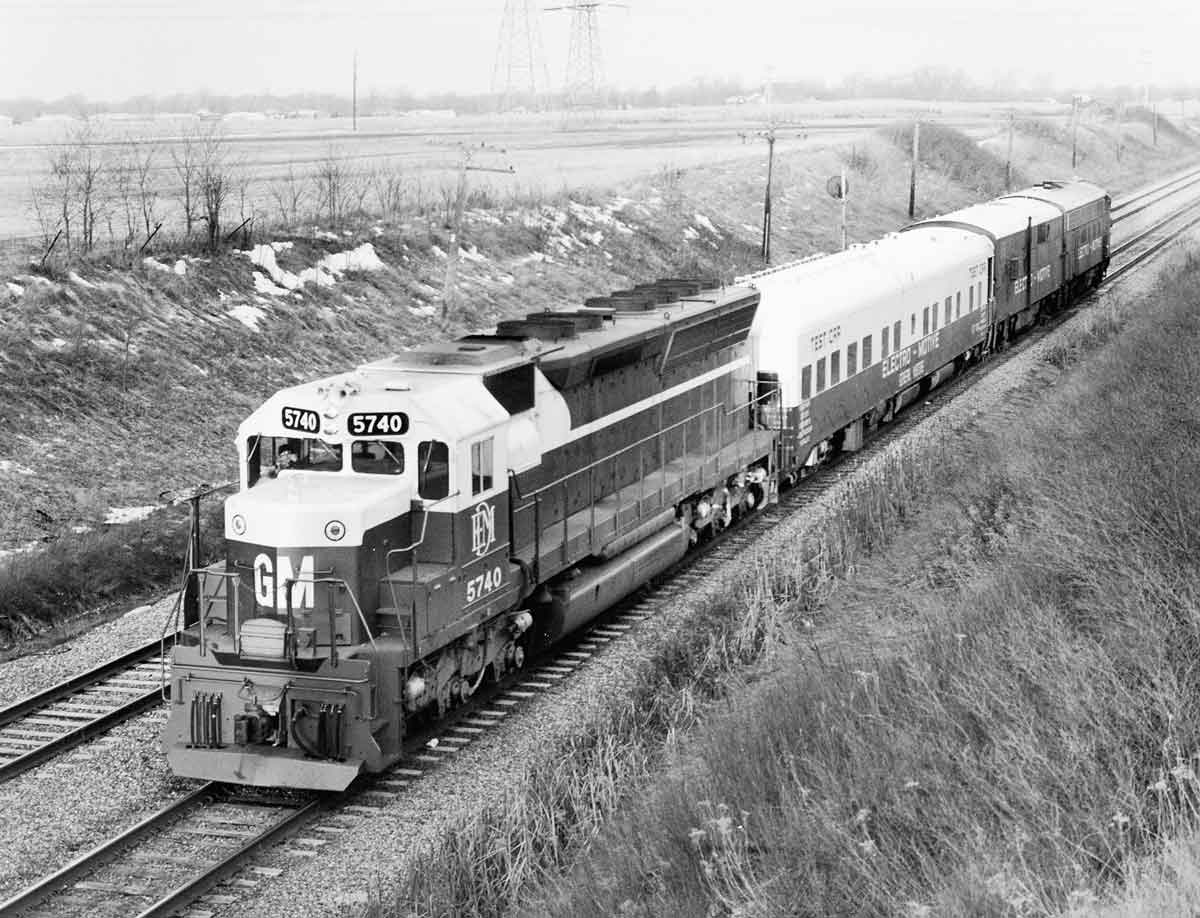 Diesel locomotives test on special train with one passenger car between