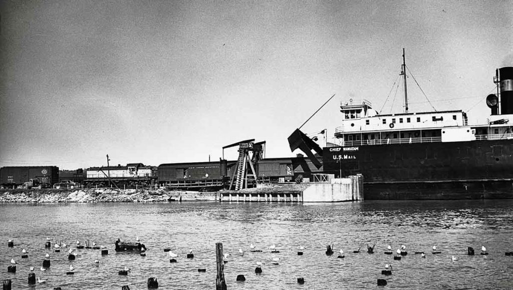 Duluth, South Shore and Atlantic Railroad