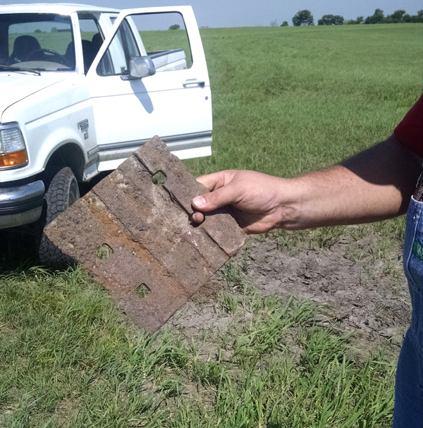 9_TiePlate_from_field_WheatonKS