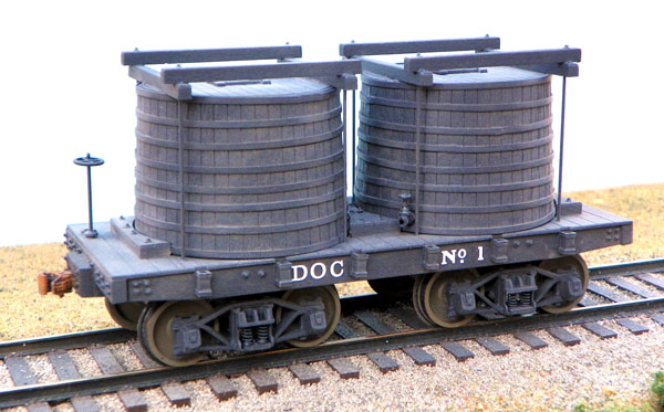 B.T.S. HO scale Densmore Oil Co. tank car