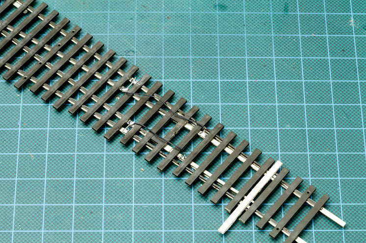MRRE0415_10