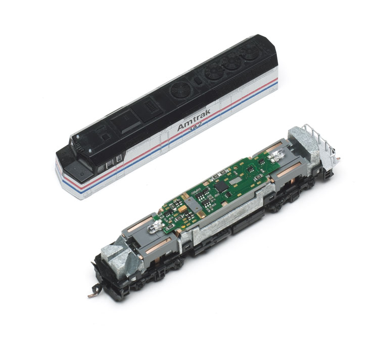An image of a model locomotive with the shell removed