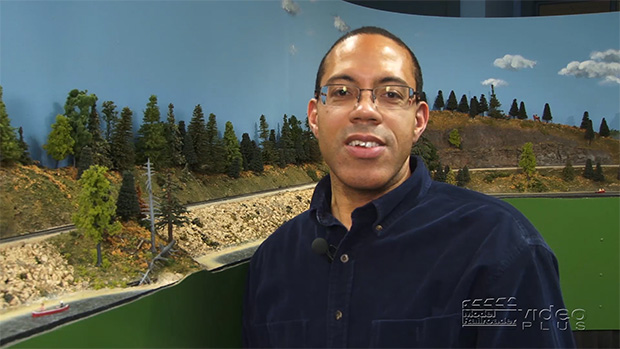 Modeling damaged trees on your train layout