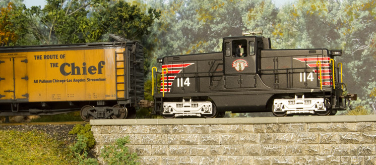 How to add DCC sound  to a compact HO switcher
