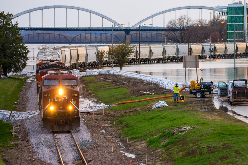 CanadianPacificFloodingDavenportTrackRaisednewswire1
