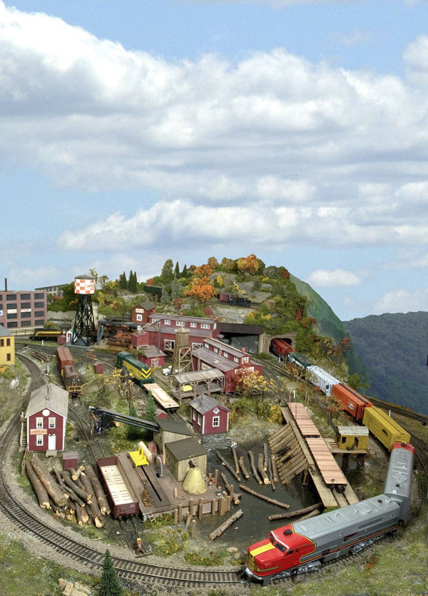 Dick Iannacone's realistic S gauge layout