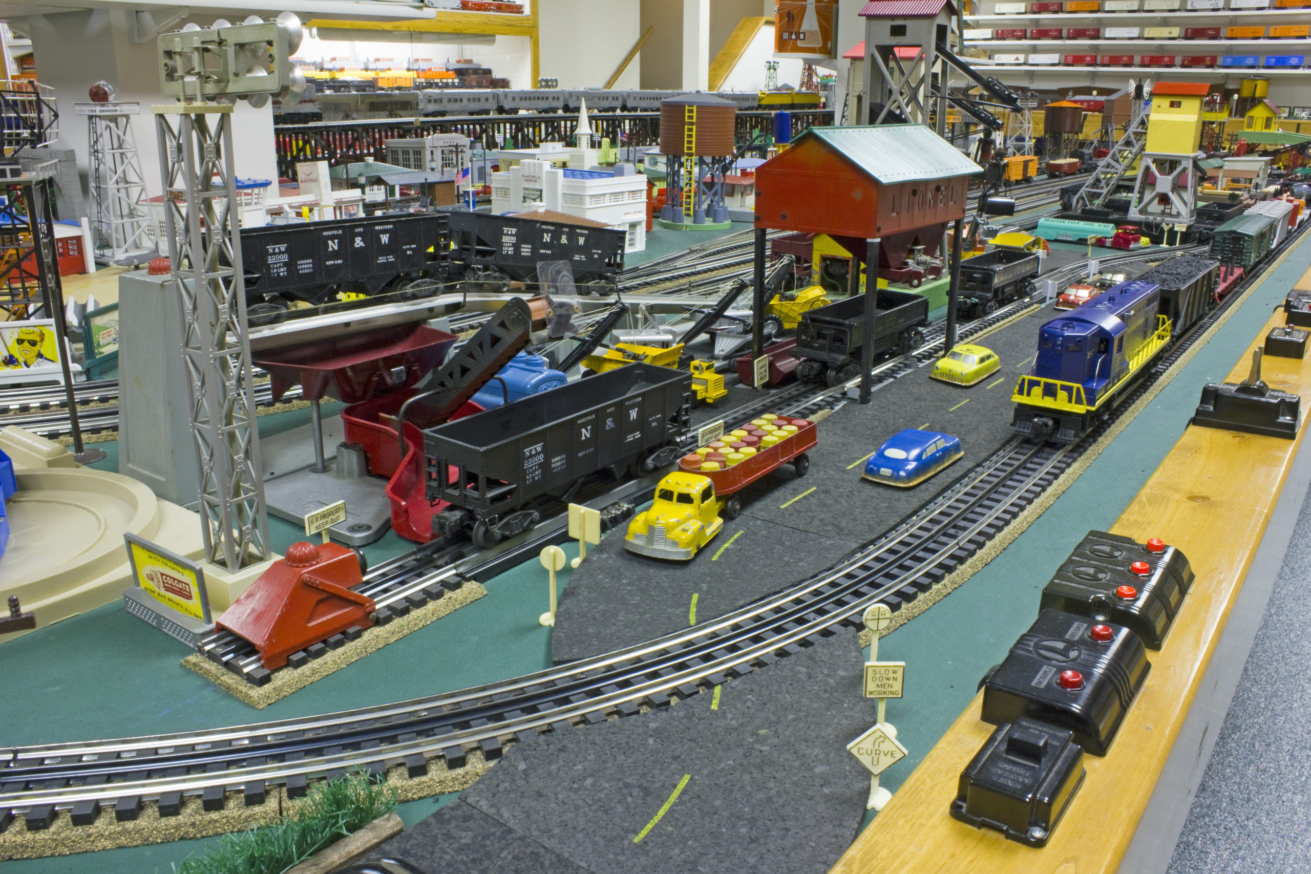 Craig Chidester's O gauge postwar layout