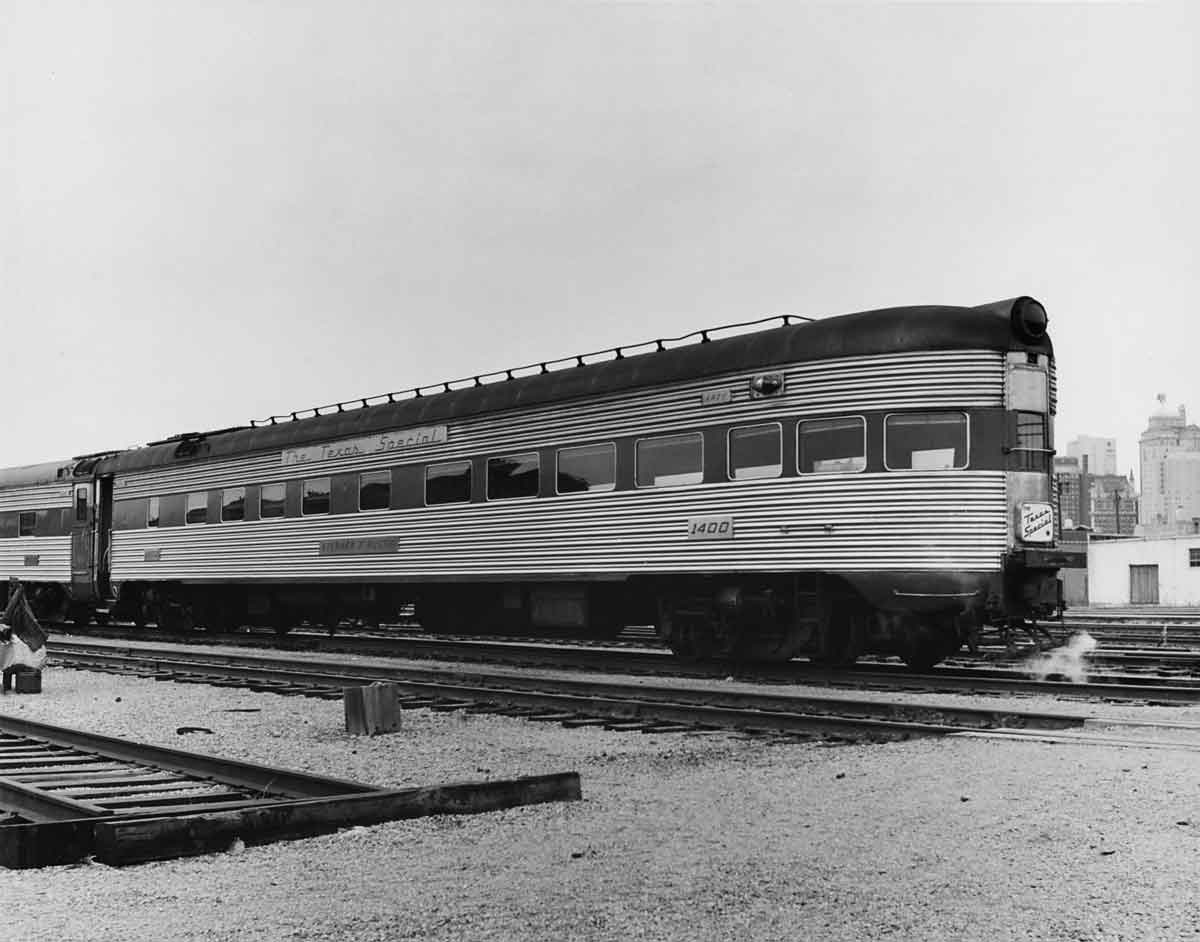 an observation-lounge car