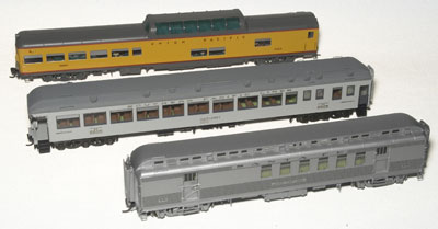 Lightweight café-bar-lounge car