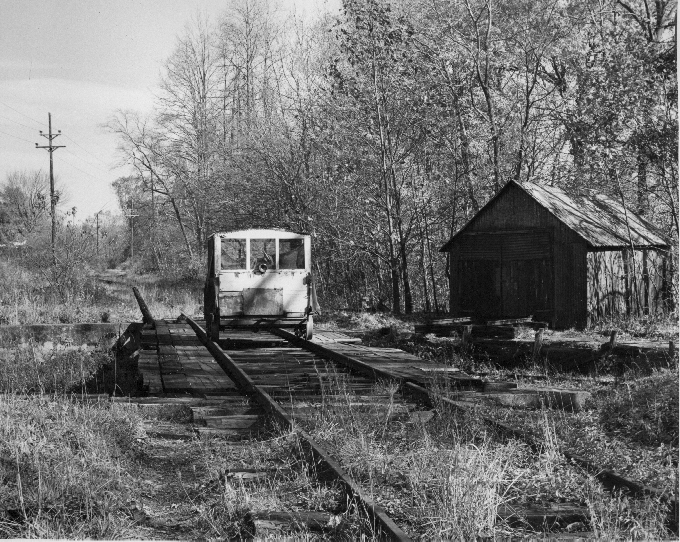 Motorcar on turntable bridge