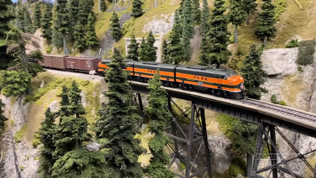 Lee Marsh's HO scale Great Northern Cascade Division