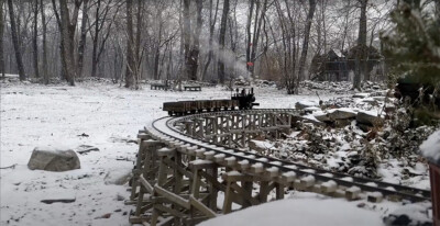 Steaming in April snow