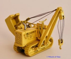 Side boom tractor