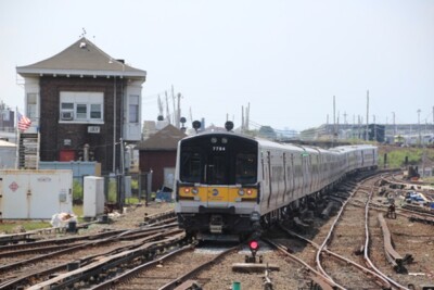 MTA approves new commuter rail discounts to coincide with start of congestion pricing