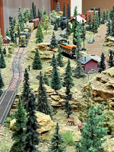 How to build a compact HO layout