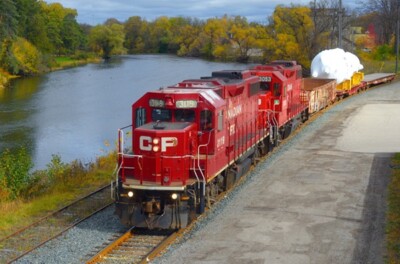 News Photo: Big load, short haul