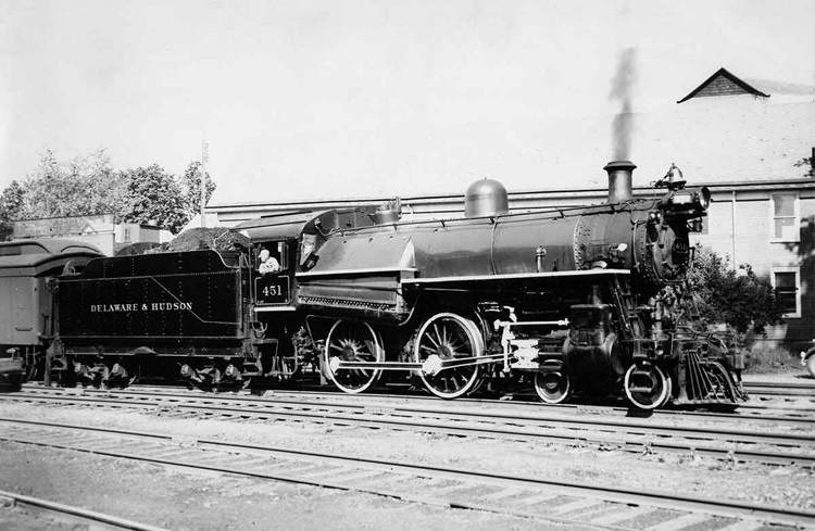 American type 451 with Saratoga Springs–North Creek, N.Y., train 181 at Saratoga Springs, June 1946.