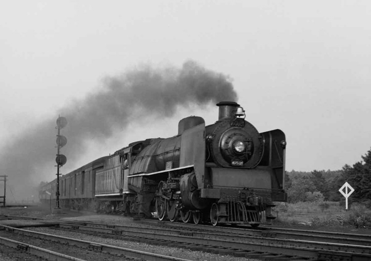Pacific 652 with Albany–Binghamton train 202 at Delanson, N.Y., 6 p.m., Sept. 7, 1947.