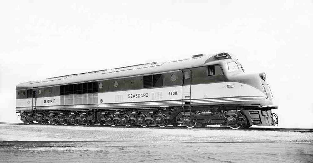 Streamlined diesel locomotive