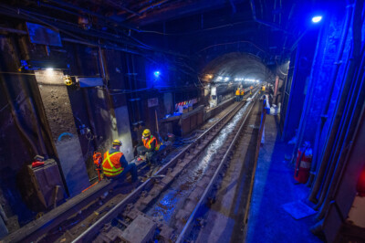 New York MTA halts new contracts for capital projects