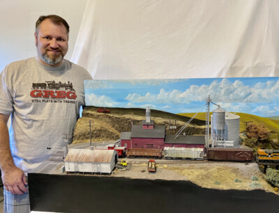 Walthers second-annual National Model Railroad Build-Off is gaining steam