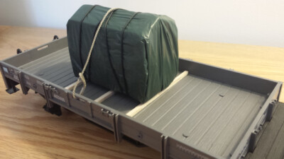 How to make covered loads for large-scale freight cars