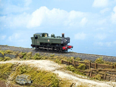 Model Rail/Rapido Trains 16XX 0-6-0PT