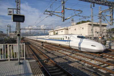 Japanese railway considers bullet-train freight service