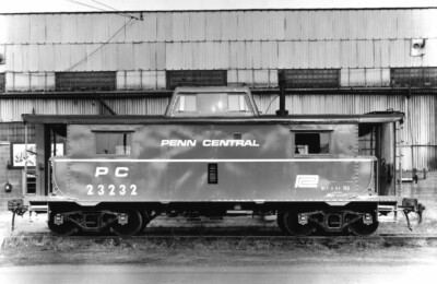 Ask MR: Did Penn Central cabooses have stripes?