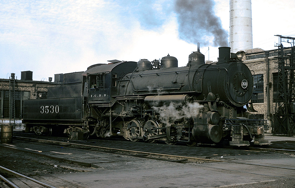 0-8-0 steam locomotive
