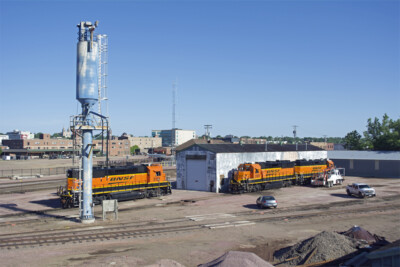 Cody’s Trackside Finds: A layout-sized engine terminal