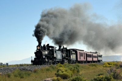 19th century steam locomotives operating in the West