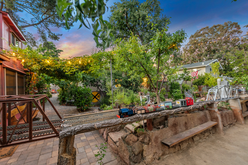  Scenic photo of a garden railway