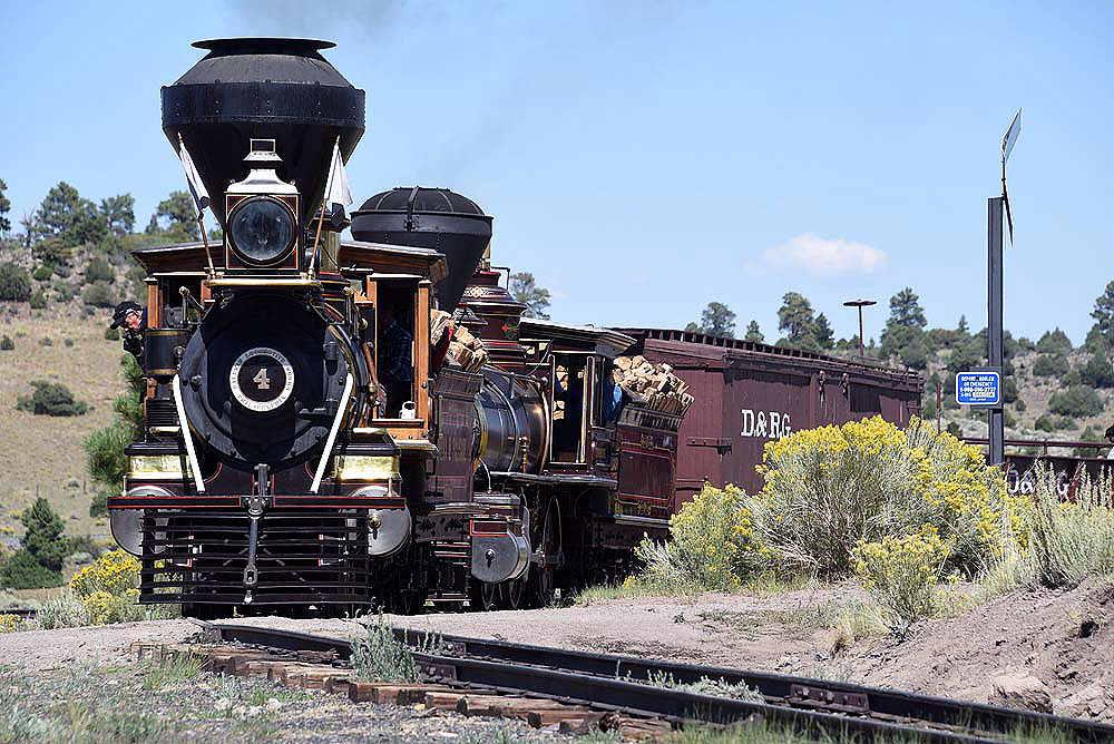 Nose-on view of the steam train.