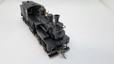 HO Scale geared steam locomotive sample photos and video shared by UK maker