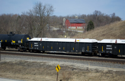 Ask MR: What do covered gondolas carry?