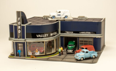 Menards O gauge Valley Motors car dealership building