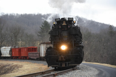 Western Maryland Scenic No. 1309 nears reassembly