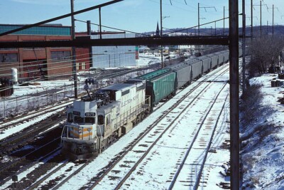 Testing EMD electric freight locomotives