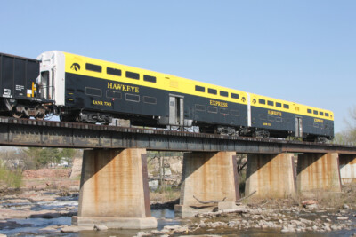 News photo: D&I railroad buys two Hawkeye Express cars