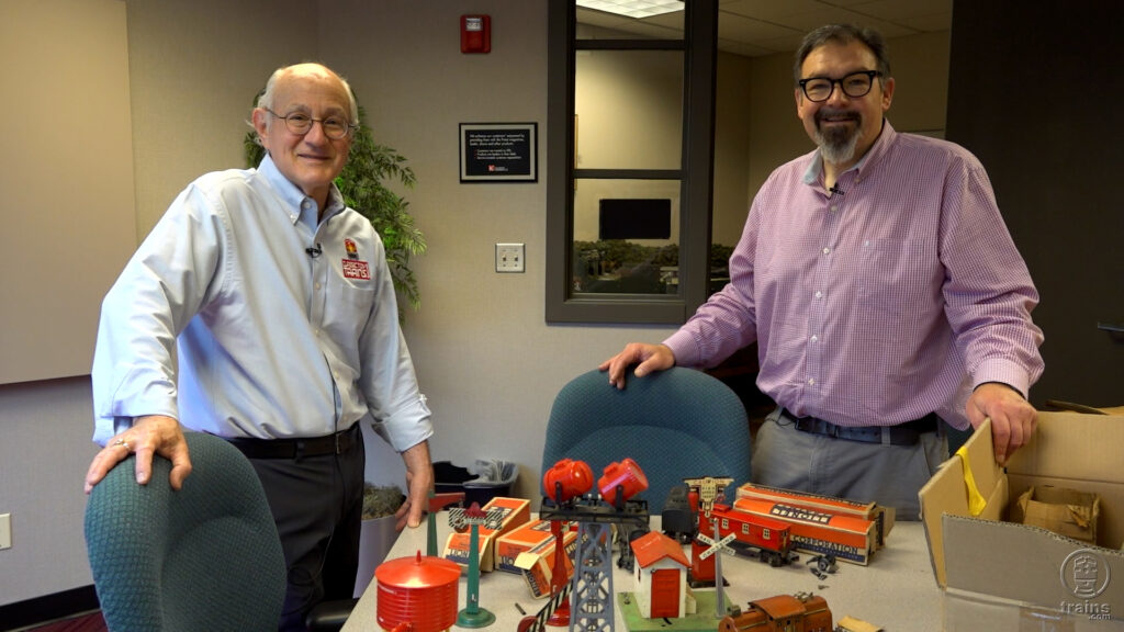 Postwar Lionel haul unboxing with Hal Miller and Roger Carp