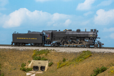 Bachmann HO scale Pennsylvania RR class K4 4-6-2 Pacific steam locomotive
