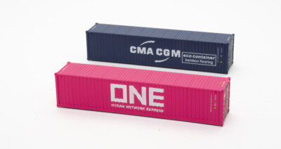 CIMC 40-foot modern angled corrugation intermodal containers from ScaleTrains