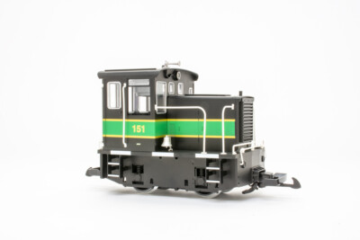 Knoxville Locomotive Works General Electric 25-ton diesel locomotive from PIKO America