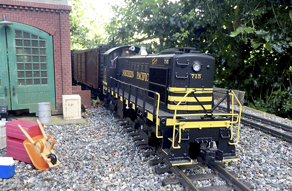 model switcher on track